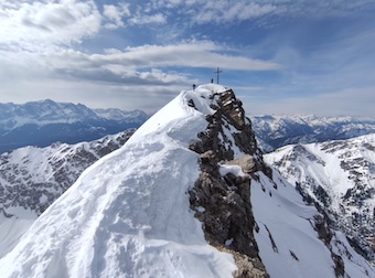 Hilfestellung um den Berg des Lebens zu besteigen
